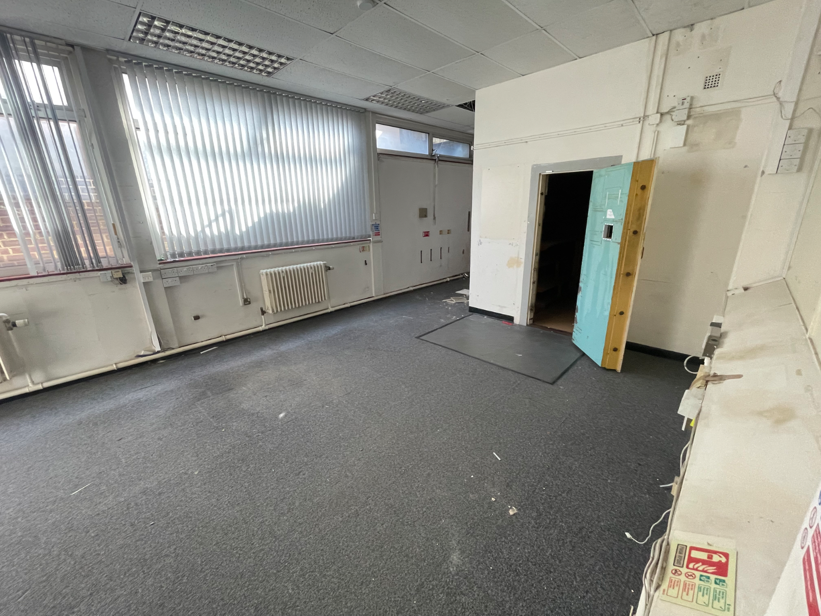 Case Study: Large Commercial Property Clearance in Fareham — Hampshire Waste Clearance Services.